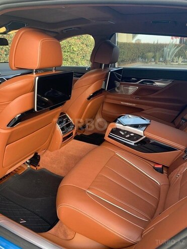BMW 750 2016, 80,000 km - 4.4 l - Bakı