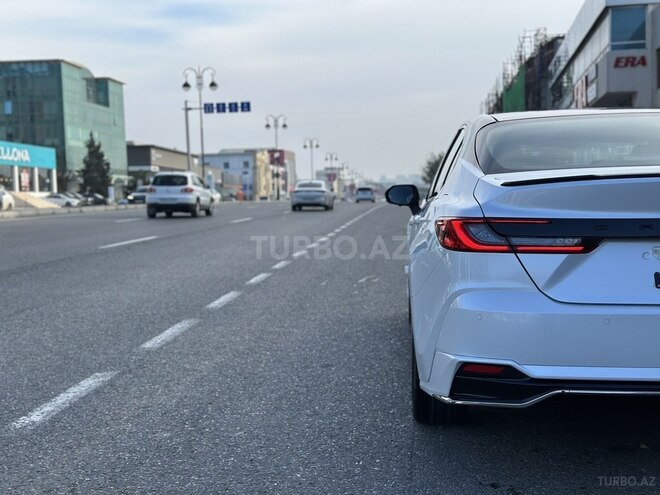 Toyota Camry-12