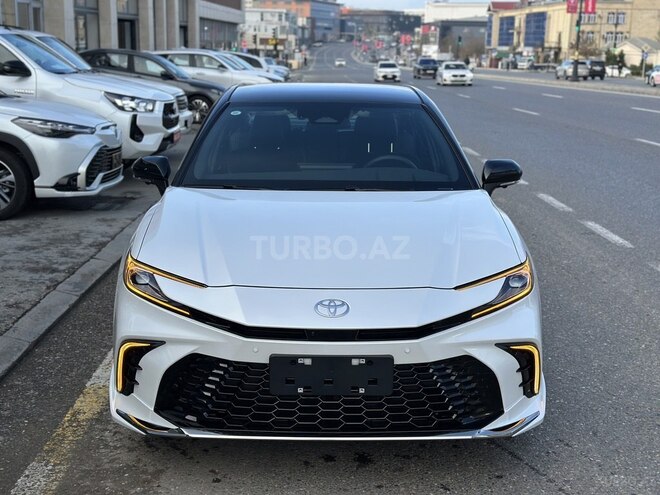 Toyota Camry-1