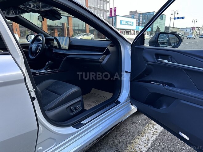 Toyota Camry-16