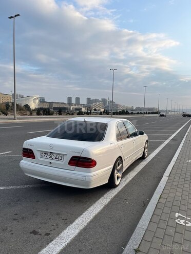 Mercedes E 320 2000, 298,300 km - 3.2 l - Bakı