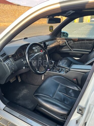 Mercedes E 320 2000, 298,300 km - 3.2 l - Bakı