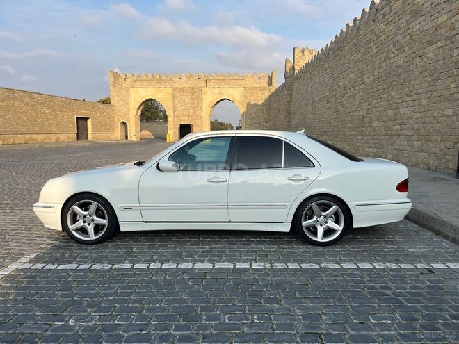 Mercedes E 320 2000, 298,300 km - 3.2 l - Bakı