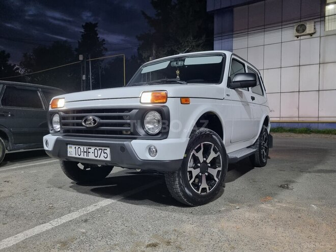 LADA (VAZ) Niva 2023, 15,000 km - 1.7 l - Bakı