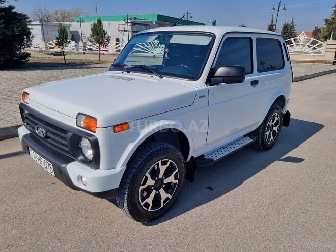 LADA (VAZ) Niva 2023, 15,000 km - 1.7 l - Bakı