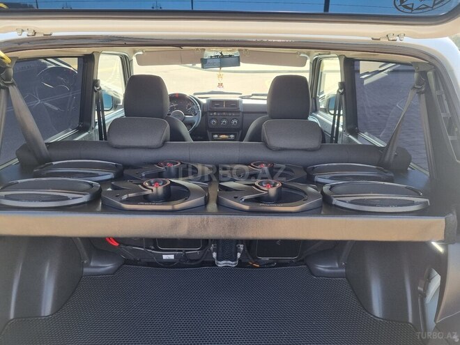 LADA (VAZ) Niva 2023, 15,000 km - 1.7 l - Bakı