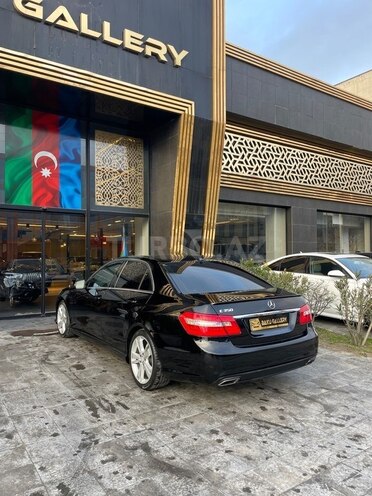 Mercedes E 350-5