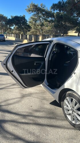 Hyundai Elantra 2013, 240,000 km - 1.6 l - Bakı