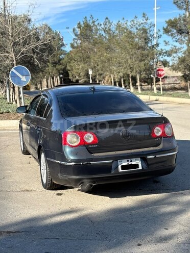 Volkswagen Passat 2006, 204,000 km - 2.0 л - Şirvan