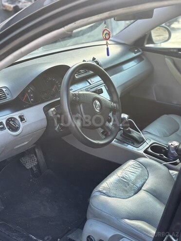 Volkswagen Passat 2006, 204,000 km - 2.0 л - Şirvan