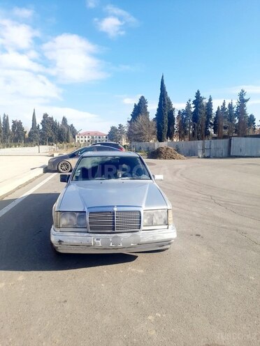 Mercedes 250 D 1990, 86,000 km - 2.5 l - İmişli