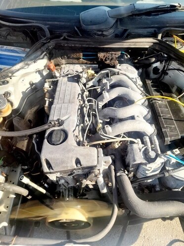 Mercedes 250 D 1990, 86,000 km - 2.5 l - İmişli