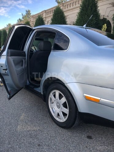Volkswagen Passat 2003, 109,400 km - 1.8 l - Gəncə