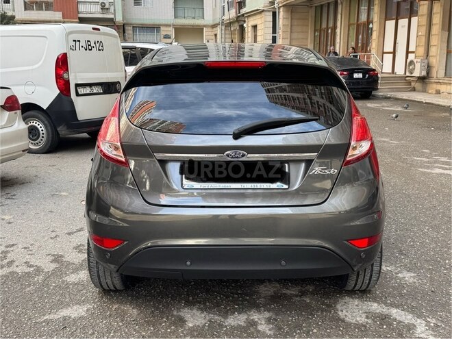 Ford Fiesta 2016, 157,000 km - 1.6 l - Bakı