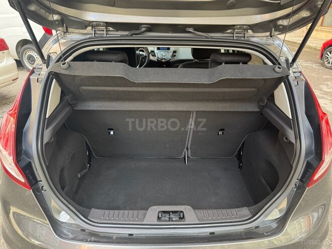 Ford Fiesta 2016, 157,000 km - 1.6 l - Bakı