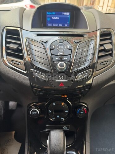 Ford Fiesta 2016, 157,000 km - 1.6 l - Bakı