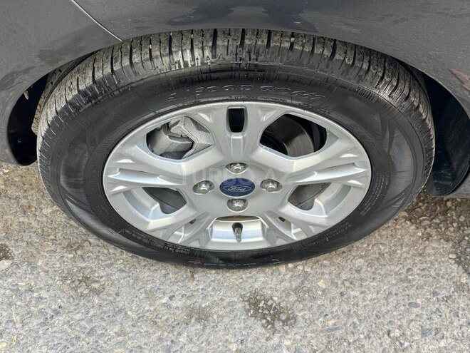 Ford Fiesta 2016, 157,000 km - 1.6 l - Bakı