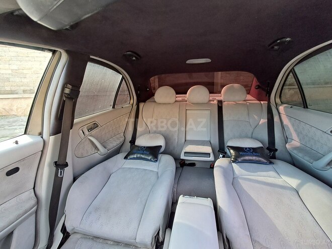 Mercedes C 200 2000, 257,000 km - 2.0 l - Bakı