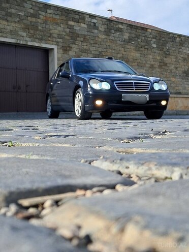 Mercedes C 200 2000, 257,000 km - 2.0 l - Bakı
