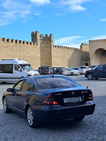 Mercedes C 200 2000, 257,000 km - 2.0 l - Bakı