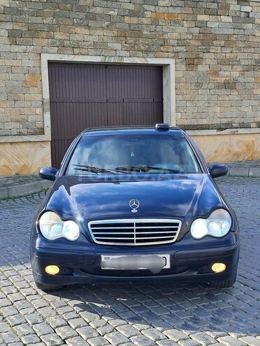 Mercedes C 200 2000, 257,000 km - 2.0 l - Bakı
