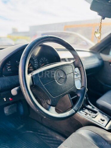 Mercedes C 280 1995, 297,641 km - 2.8 л - Bakı