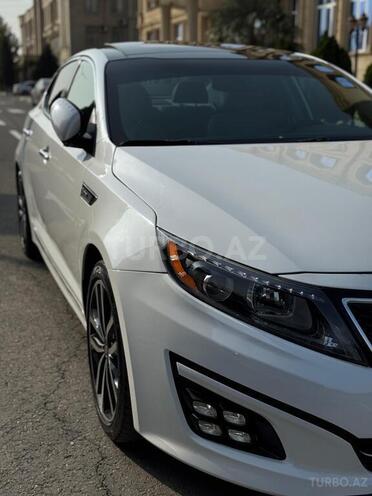 Kia Optima-4