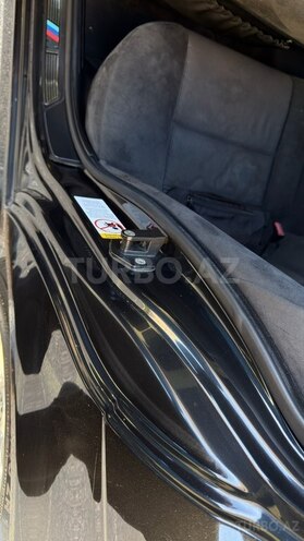 BMW 525-19