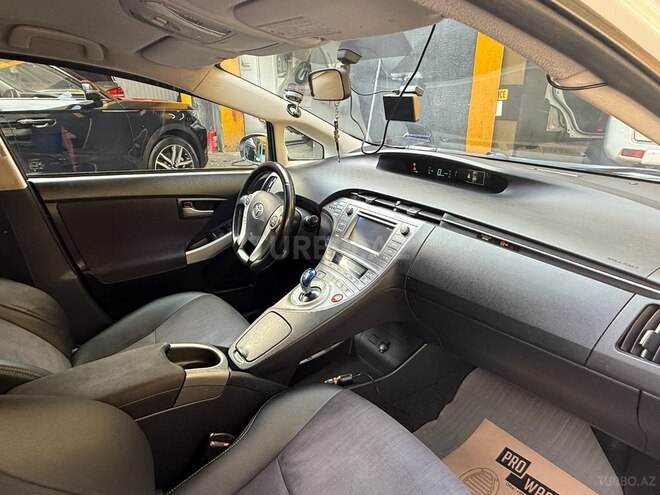 Toyota Prius 2012, 310,000 km - 1.8 l - Bakı