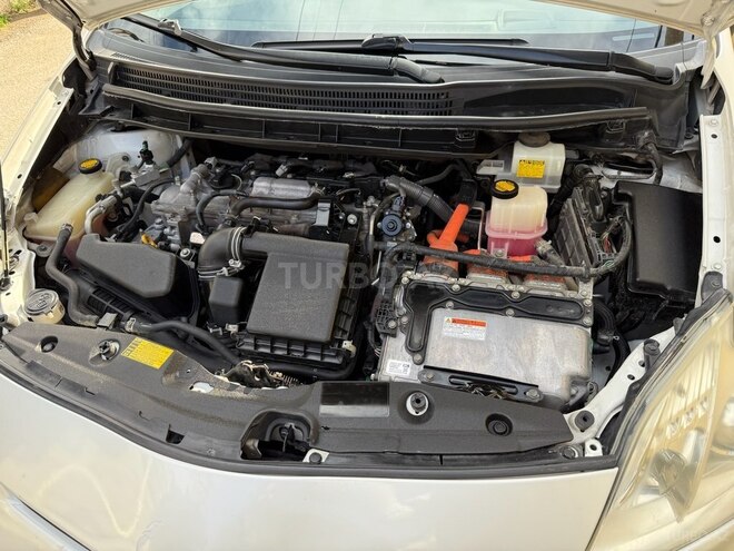 Toyota Prius 2012, 310,000 km - 1.8 l - Bakı