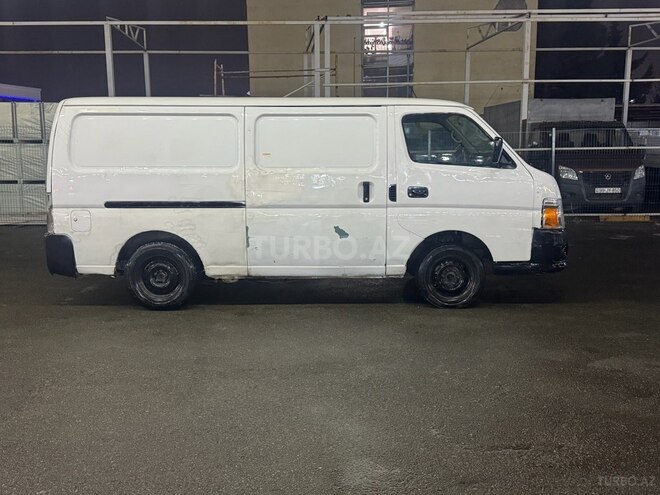 Nissan Urvan 2007, 365,068 km - 3.0 l - Bakı