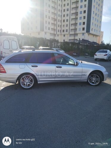 Mercedes C 220 2005, 451,000 km - 2.2 l - Bakı