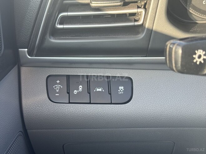 Hyundai Elantra 2018, 241,402 km - 2.0 л - Bakı