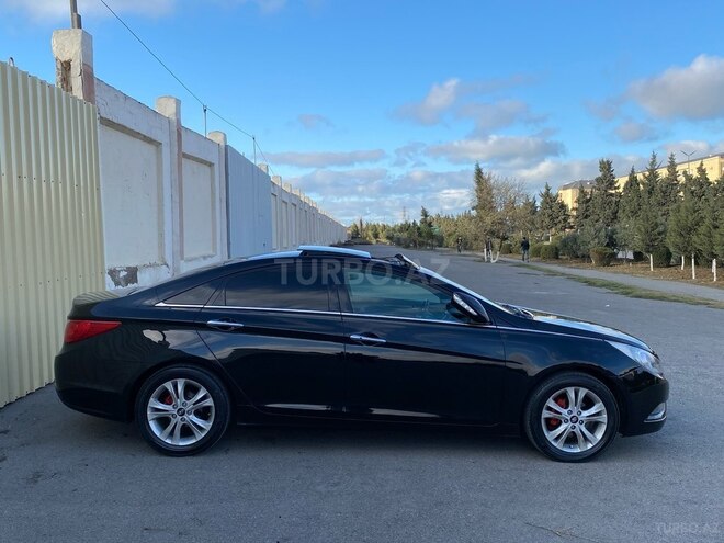 Hyundai Sonata-10