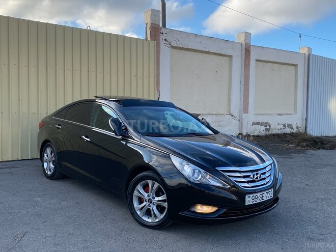 Hyundai Sonata-2
