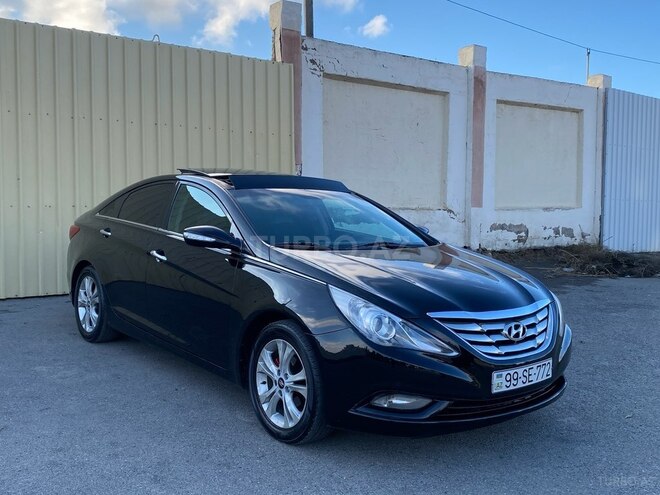 Hyundai Sonata-5