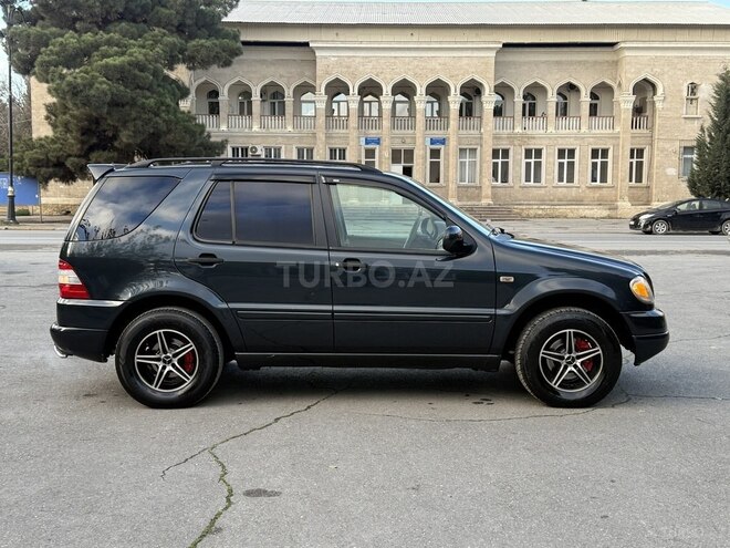 Mercedes ML 320 2001, 285,600 km - 3.2 l - Sumqayıt