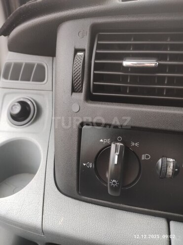 Ford Transit 2009, 330,000 km - 2.4 l - Bakı