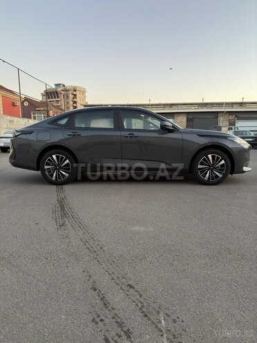 Changan Qiyuan A05 2025, 0 km - 1.5 l - Bakı