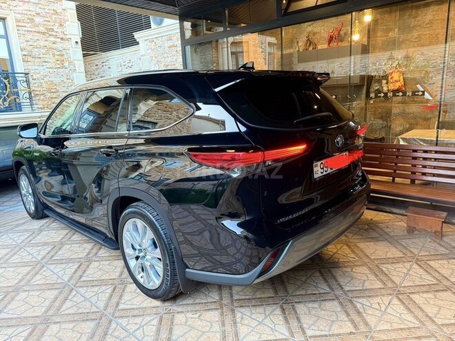 Toyota Highlander 2022, 101,700 km - 2.5 l - Bakı