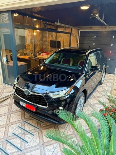 Toyota Highlander 2022, 101,700 km - 2.5 l - Bakı