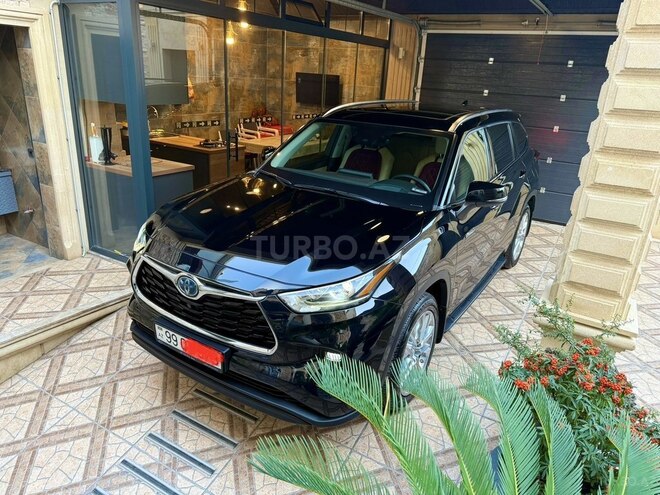 Toyota Highlander 2022, 101,700 km - 2.5 l - Bakı