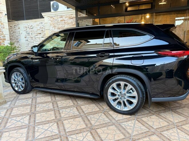 Toyota Highlander 2022, 101,700 km - 2.5 l - Bakı
