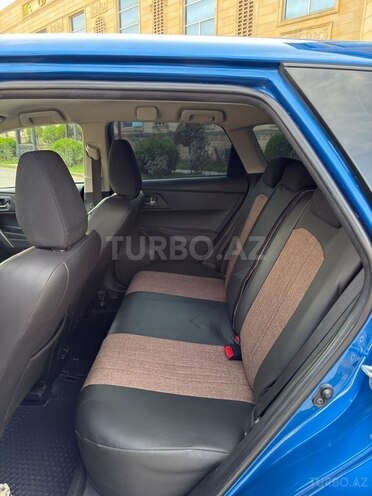 Toyota Auris 2015, 180,671 km - 1.4 l - Tovuz
