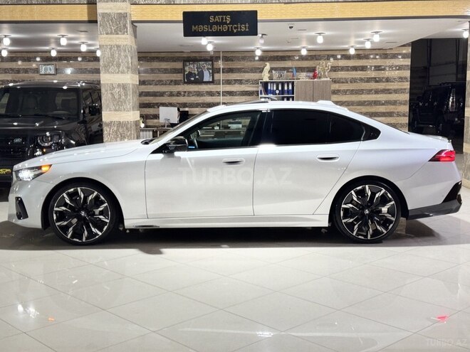 BMW 530 2024, 16,999 km - 2.0 l - Bakı