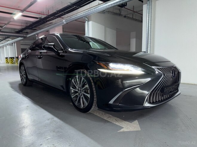 Lexus ES 300h-4