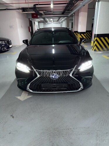 Lexus ES 300h-2