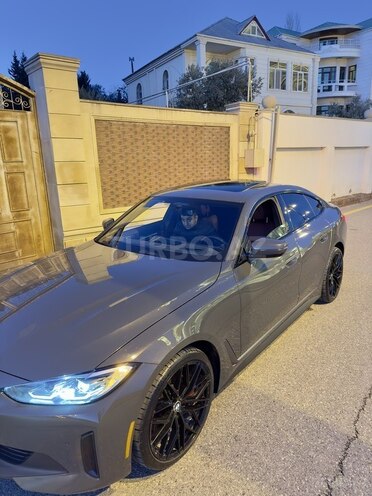 BMW i4 2023, 47,000 km - 0.0 л - Bakı