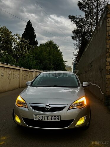 Opel Astra 2011, 193,754 km - 1.4 l - Gəncə