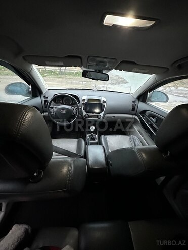 Kia  2008, 302,000 km - 1.6 l - Bakı